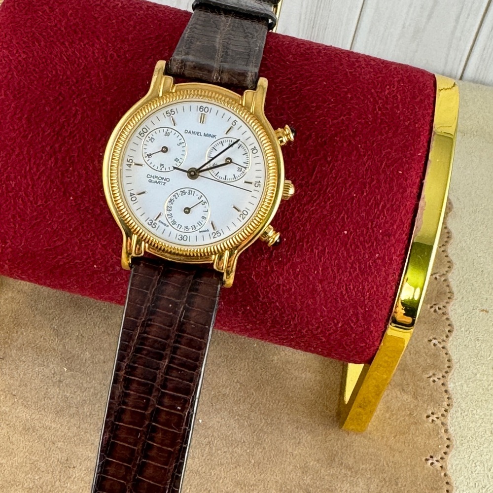 Vintage Designer Gold Coin Edge Bezel Daniel Mink Swiss Made Luxury Watch - Picture 6 of 13